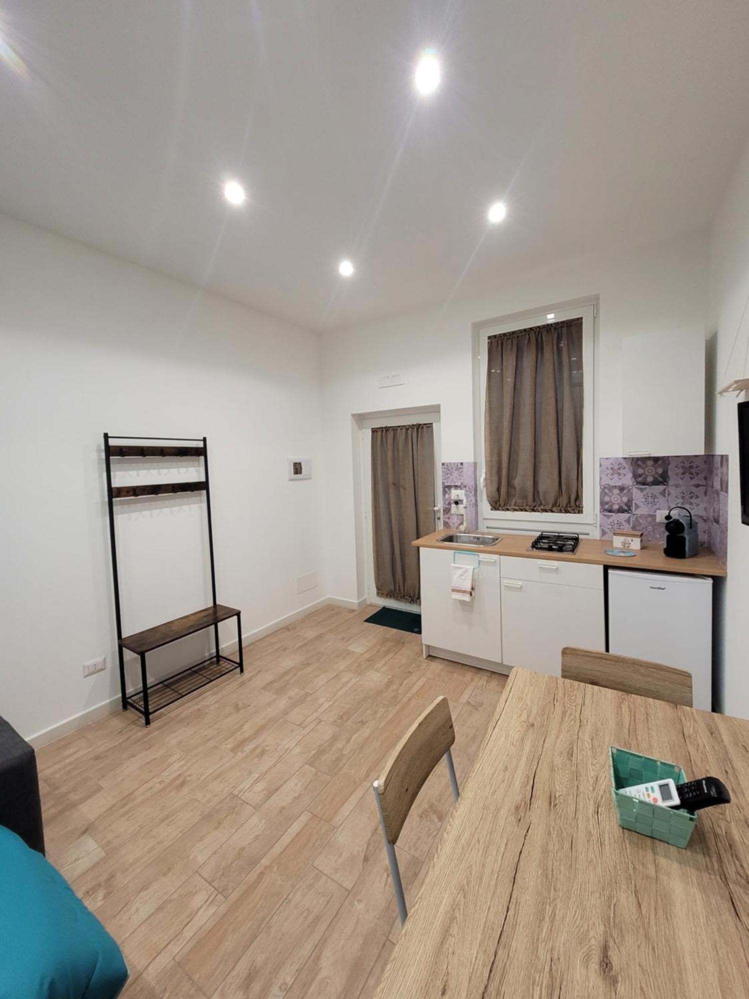 Brigata Regina 88 Apartament *